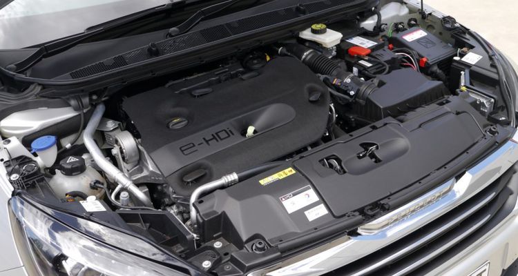Automotive NEV_Engine Cover Made by PP LGF30 BG03
